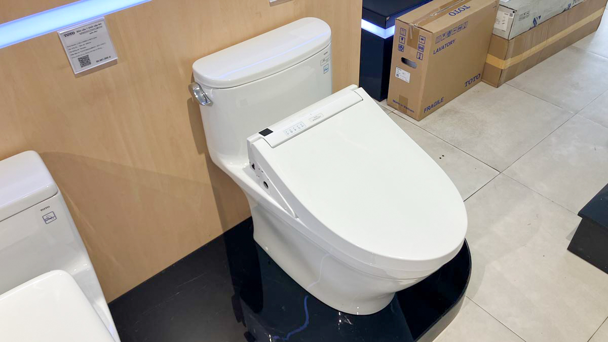 Bồn Cầu TOTO 1 Khối MS887CRW15 Nắp Điện Tử Washlet C5 TCF24460AAA - Ảnh 3