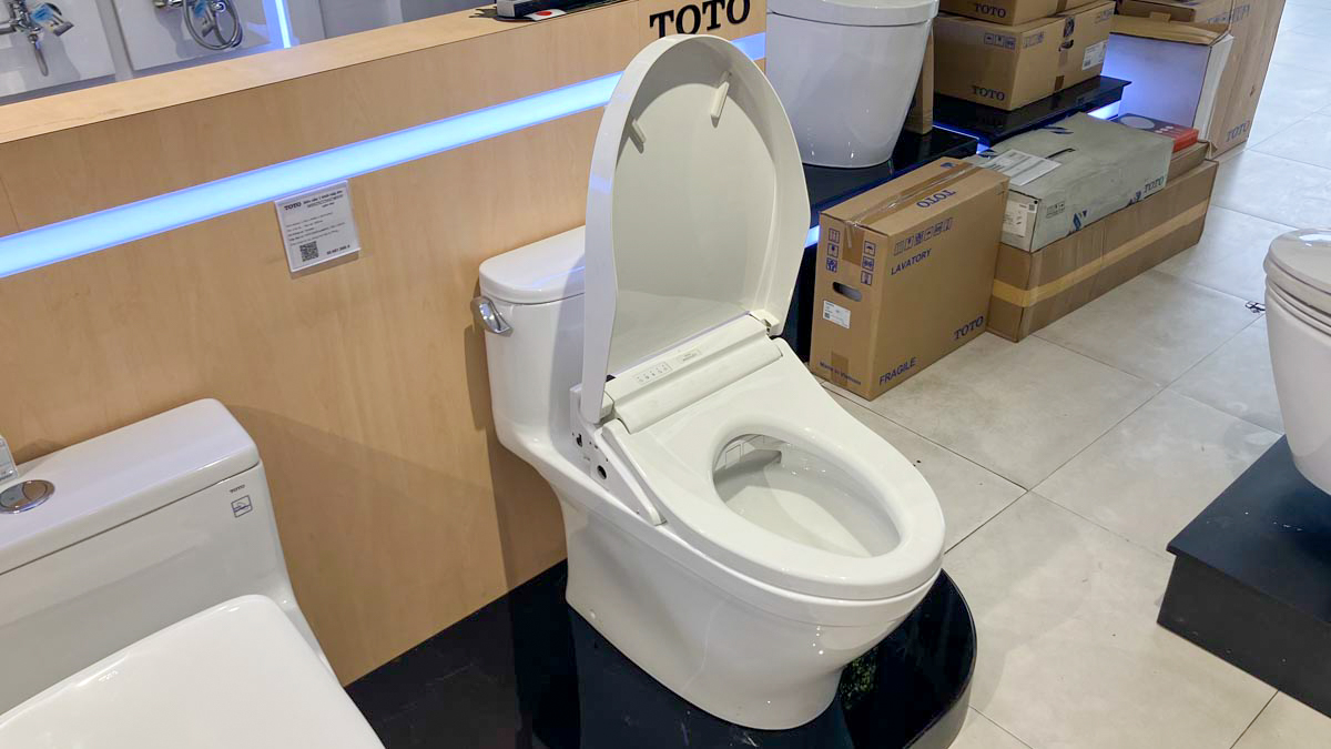 Bồn Cầu TOTO 1 Khối MS887CRW15 Nắp Điện Tử Washlet C5 TCF24460AAA - Ảnh 4